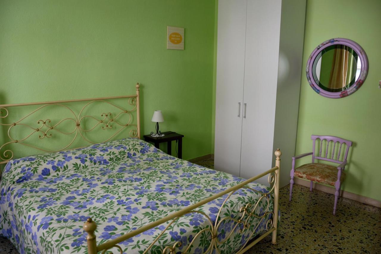 B&B Maria Montis Assemini Eksteriør billede